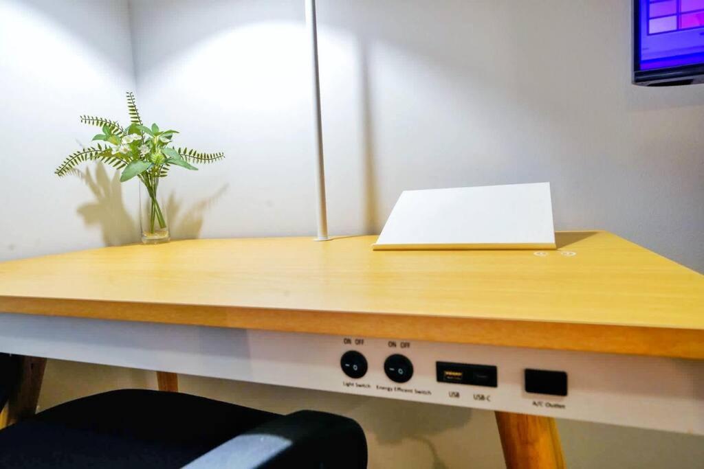 New Stylish Getaway- 5 Mil To Uptown/3 Smart Tvs! Διαμέρισμα Σάρλοτ Εξωτερικό φωτογραφία