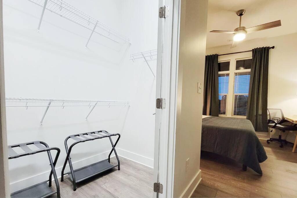 New Stylish Getaway- 5 Mil To Uptown/3 Smart Tvs! Διαμέρισμα Σάρλοτ Εξωτερικό φωτογραφία