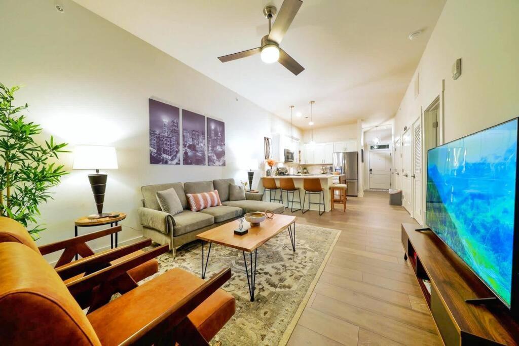 New Stylish Getaway- 5 Mil To Uptown/3 Smart Tvs! Διαμέρισμα Σάρλοτ Εξωτερικό φωτογραφία